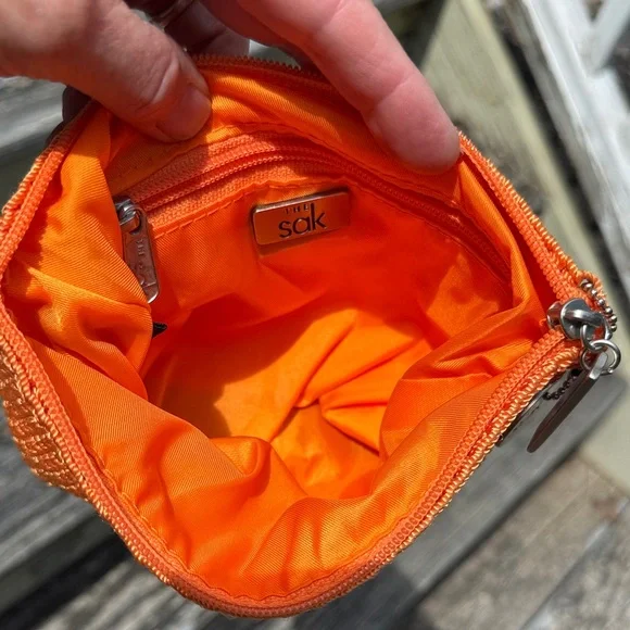 The Sak Bright Orange woven crochet Clutch case cosmetic makeup bag boho purse - Picture 8 of 9